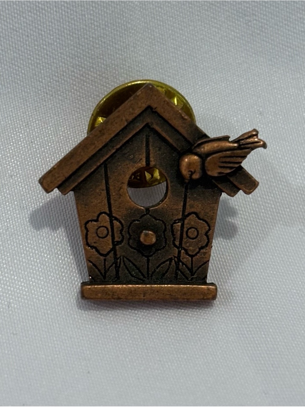 Birdhouse Copper Tone Pin Signed JJ Vintage Brooch